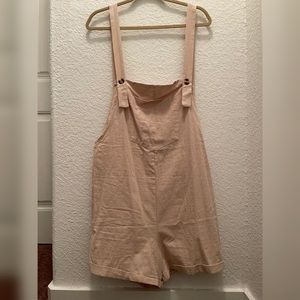 Beige short overalls